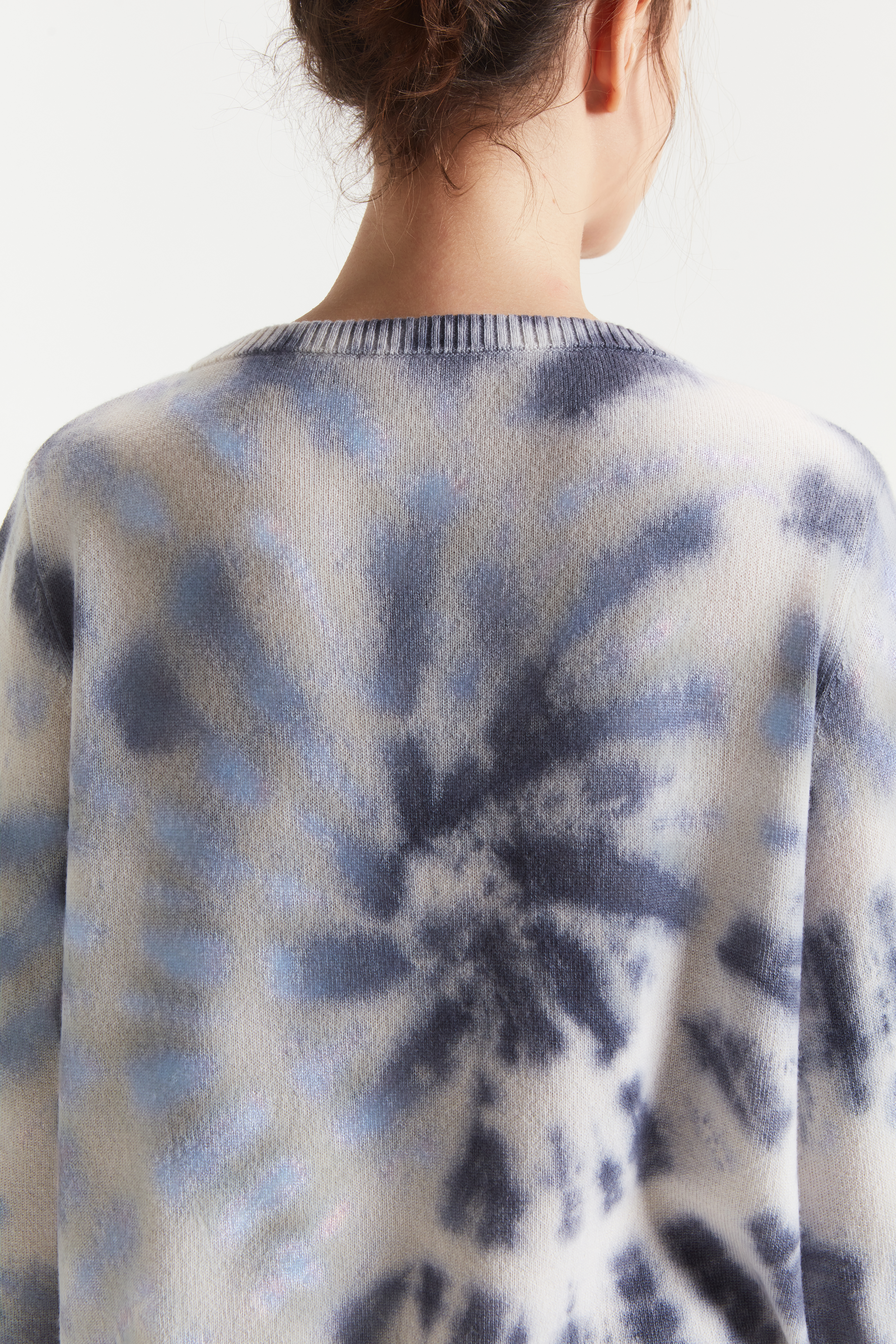 タイダイ染めプルオーバーセーター