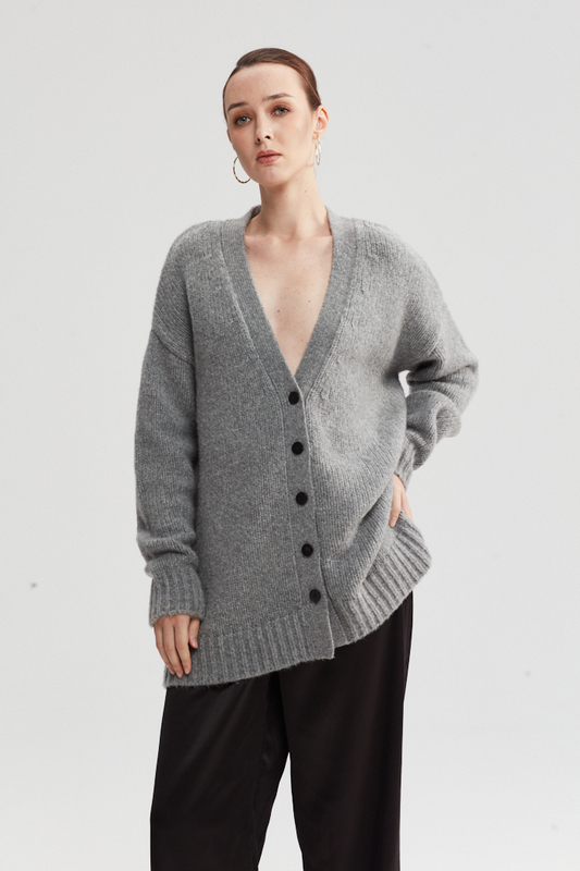 グレーニットロングスリーブカーディガン