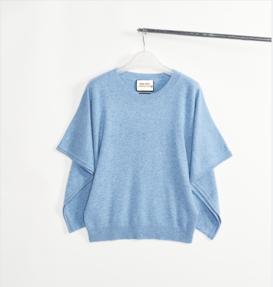 女性用ブルーバタフライスリーブカシミアプルオーバー